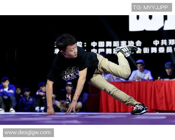 杭州羽毛球队配合变革引发热议助力竞技水平提升与团队协作创新