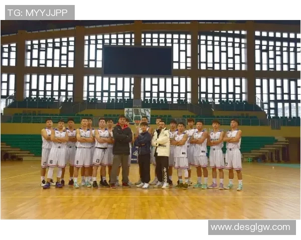 重庆篮球队灵活性探讨与战术创新的深度分析